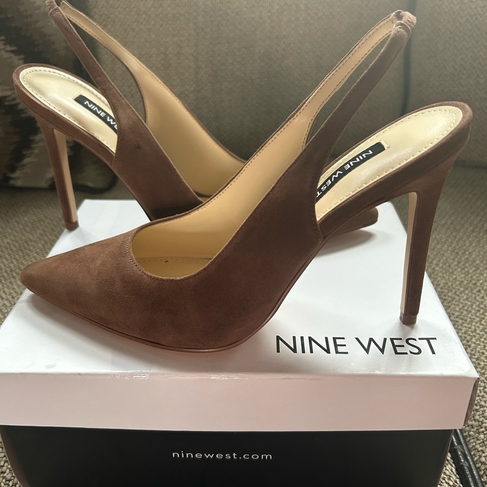 Nine West Chocolate Brown Pointed Heels